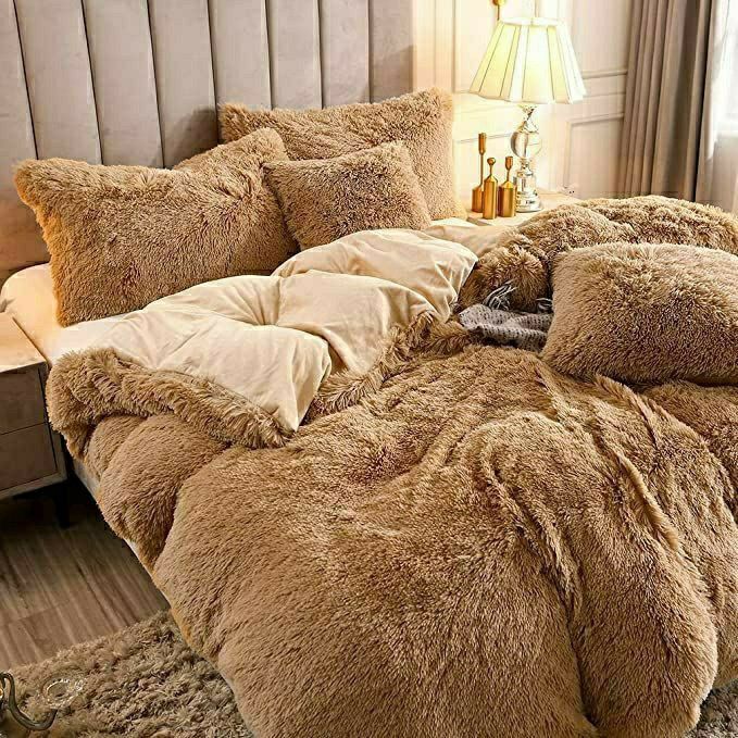 Parure de lit en fausse fourrure