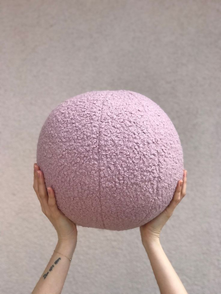 Coussin balle en bouclette